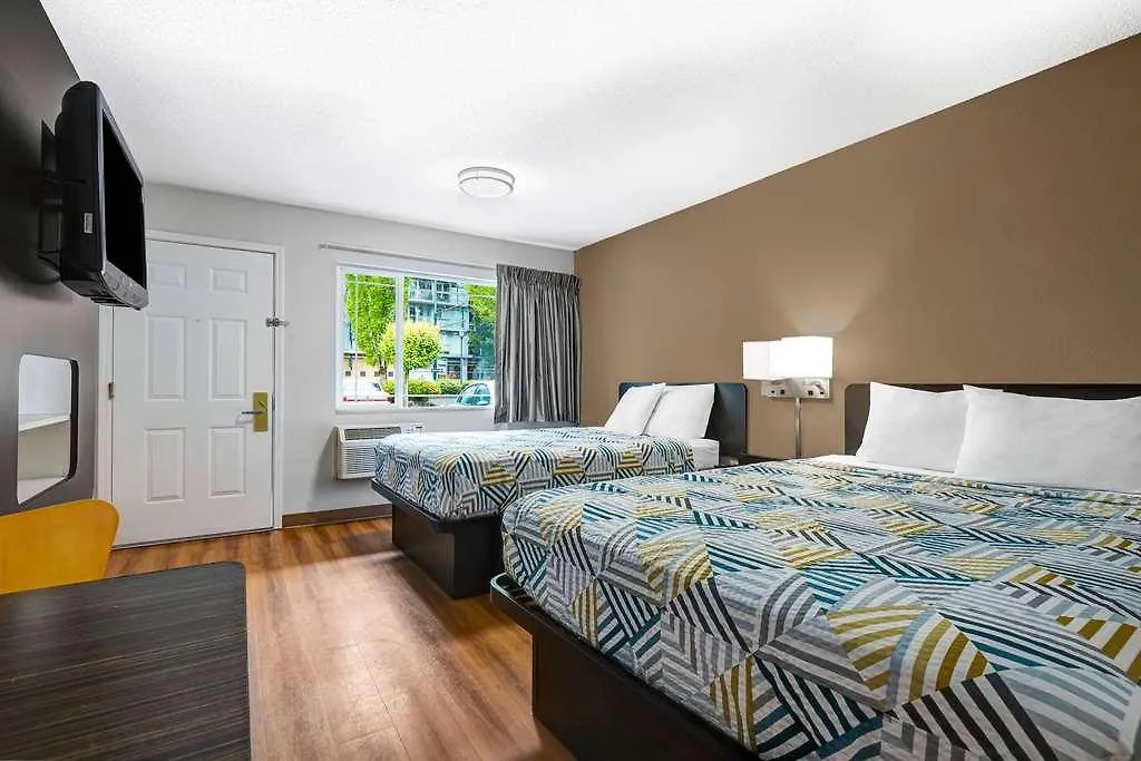 Motel 6 Portland Downtown - Convention Center Hotel